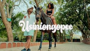Music Video : Kayumba – Usiniongopee