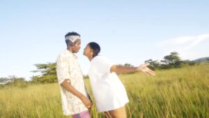 Music Video : Bear Classic – Unanionea