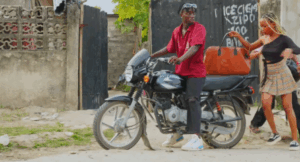 Music Video : Mdogo Sajent Ft. Paten – kisa Salio