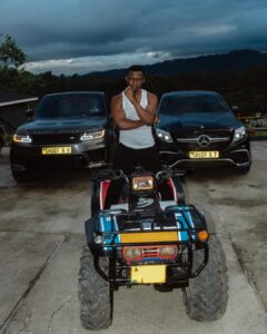 Music Audio : Chief Godlove Ft Nyandu Tozzy, Country Wizzy, Belle 9, Moni Centrozone, Dope – Money Talks | Download