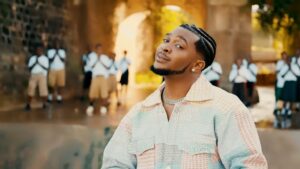 VIDEO : Godfrey Mteule Ft. Kusah – Huyu Mungu