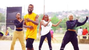 VIDEO : Sali Trejoh – Kamba