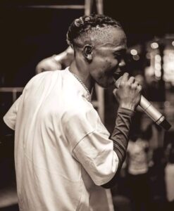 Music Audio : Mbwido mc – Show Live Sili Kushiii | Download Mp3