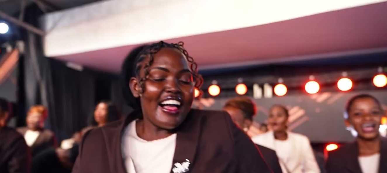 Ufunuo Choir Ft Angel Magoti – Upo Mungu