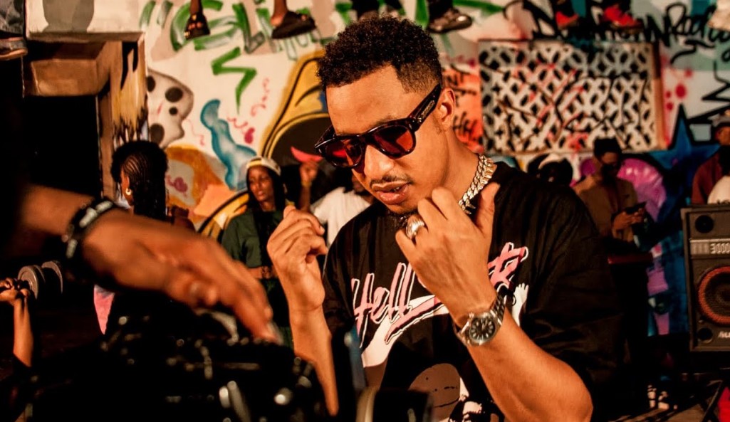Slim Dgaf Ft Moni Centrozone – Long Time