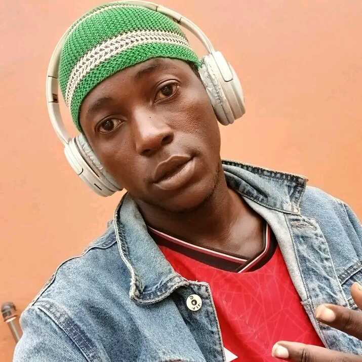 Mc Pasaka Ft Spy Dizo – Ni Wewe